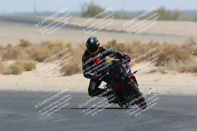 media/Mar-28-2022-Superbike Trackdays (Mon) [[b8603d0f67]]/Open Track Time/Turn 16/